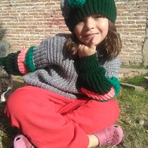 Cardigan de Bella. Fashion Design, Fiber Arts, DIY, and Crochet project by ivana_740 - 06.30.2021