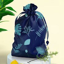 Mi Proyecto del curso: Creación de marca basada en tus propios estampados. Ilustração tradicional, Br, ing e Identidade, Design gráfico, Pattern Design, Design de moda e Ilustração botânica projeto de Alejandra L - 21.05.2021