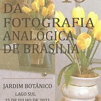 Meu projeto do curso: Introdução ao design de cartazes. Een project van  Ontwerp, Grafisch ontwerp y Posterontwerp van Luísa Bueno - 04.07.2021