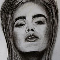 My project in Artistic Charcoal Portraiture: Creating Atmosphere course. Ilustração tradicional, Artes plásticas, Desenho, Desenho de retrato, Desenho realista, e Desenho artístico projeto de Marius Verster - 03.07.2021