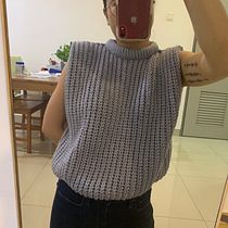 My project in Creating Garments Using Crochet course. Fashion Design, Fiber Arts, DIY, and Crochet project by Grace Leong - 07.01.2021