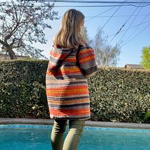 Mi Proyecto del curso:  Top-down: prendas a crochet de una sola pieza. Un progetto di Fashion design, Fiber Art, DIY e Uncinetto di Ana María Frigolett Rowe - 05.07.2021