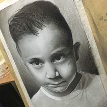Mi Proyecto del curso: Retrato realista al carboncillo. Traditional illustration, Fine Arts, Drawing, Portrait Drawing, and Realistic Drawing project by Jonathan Garcia - 06.29.2021