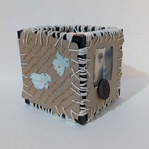 Mi Proyecto del curso: Técnicas de bordado experimental sobre papel. Un progetto di Belle arti, Collage e Ricamo di Citlali Domínguez - 02.07.2021