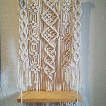 Mi Proyecto del curso: Macramé: nudos básicos y complejos . Accessor, Design, Interior Design, Decoration, Fiber Arts, and Macramé project by Mayela Aguilera - 07.13.2021