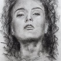 My project in Artistic Charcoal Portraiture: Creating Atmosphere course. Ilustração tradicional, Artes plásticas, Desenho, Desenho de retrato, Desenho realista, e Desenho artístico projeto de sabine_richartz - 13.07.2021