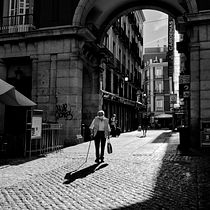 Mi Proyecto del curso: fotografía callejera en Madrid.. Un projet de Photographie, Photographie extérieure, Photographie documentaire, Photographie lifest , et le de Juan de Dios Tallo Niño - 13.07.2021