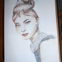 Mon projet du cours : Portrait réaliste aux crayons de couleur. Traditional illustration, Fine Arts, Pencil Drawing, Drawing, Portrait Drawing, Realistic Drawing, and Artistic Drawing project by patricia LACANNE - 07.22.2021