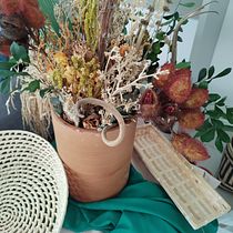 Meu projeto do curso: Design e criação de composições florais. Un progetto di Interior design, Paesaggismo, Interior Design, DIY e Design floreale e vegetale di Patrícia Lemos - 25.07.2021