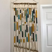 Mi Proyecto del curso: Macramé: técnicas de tejido envuelto. Un projet de Artisanat, Décoration, Art textile, Macramé , et Teinture textile de Nelly Rodriguez - 23.07.2021