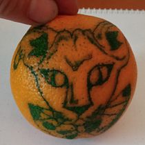 Gato egipcio aflamencado sobre naranja. Un progetto di Design di tatuaggi di txusolola - 29.07.2021