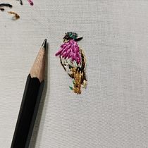 Mi Proyecto del curso: Bordado en miniatura: crea joyas textiles. Un projet de Broderie , et Design de bijoux de nbravoo - 30.07.2021