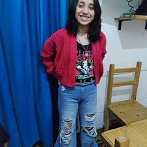 Mi Proyecto del curso: Crochet: crea prendas con una sola aguja. Hygge Cárdigan lucido por mí hija de 13 años!!! . Fashion Design, Fiber Arts, DIY, and Crochet project by gonzalezmariasofia87 - 08.01.2021