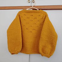 My project in Introduction to Knitting with Circular Needles course. Design de acessórios, Bordado, e Tecido projeto de Veronica Corvera - 04.08.2021