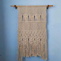 My project in Macramé: Basic and Complex Knots course. Accessor, Design, Interior Design, Decoration, Fiber Arts, and Macramé project by Claudia Aurednik - 08.07.2021