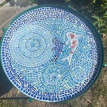 Mosaic table. Arts, Crafts, Decoration, DIY, Furniture Design, Making, and Ceramics project by Sonia P-M - 08.06.2021