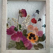 Mi Proyecto del curso: Técnicas básicas de prensado botánico. Un progetto di Artigianato, Belle arti, Collage, DIY e Design floreale e vegetale di Vanesa - 07.08.2021