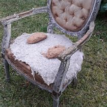 Mi Proyecto del curso: Restauración y tapizado de sillas. Arts, Crafts, Furniture Design, Making, Interior Design, DIY, Woodworking, Upc, and cling project by Lila Elisabet Adriani - 08.09.2021