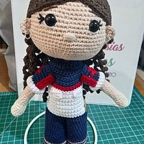 Mi Proyecto del curso: Amigurumi: diseño de ropa, pelo y complementos. Un progetto di Artigianato, Design di giocattoli, Fiber Art, Uncinetto e Amigurumi di Samantha Castañeda - 04.08.2021