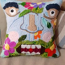 Mi Proyecto recibe nombre de BARBUDO COLORIDO Y MÁGICO. Decoração de interiores, Bordado, e Punch needle projeto de Josefina Mateo - 10.08.2021