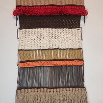 Mi Proyecto del curso: Introducción al macramé: creación de un tapiz decorativo Ein Projekt aus dem Bereich Erweiterungsentwicklung, H, werk, Innendesign, Dekoration von Innenräumen, Weben und Makramee von Paola Vargas - 12.08.2021