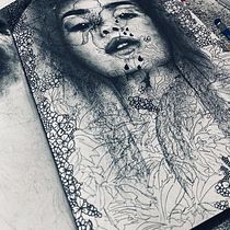 My project in Artistic Charcoal Portraiture: Creating Atmosphere course. Ilustração tradicional, Artes plásticas, Desenho, Desenho de retrato, Desenho realista, e Desenho artístico projeto de brianakeyes - 08.08.2021