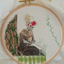 Mi Proyecto del curso: Técnicas de bordado para crear peinados con volumen. Accessor, Design, Costume Design, Embroider, and Color Theor project by Beatriz Pérez Peiró - 08.17.2021