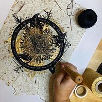 Let your Light shine.   |    Deja que tu Luz Brille. Un progetto di Belle arti, Collage e Ricamo di Gaby Bravo - 15.08.2021