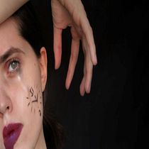 Mi Proyecto del curso: No te queda tiempo. Photograph, Portrait Photograph, Fine-Art Photograph, Self-Portrait Photograph & Interior Photograph project by davarantza999 - 08.13.2021