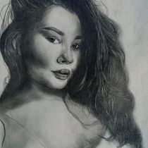 Meu projeto do curso: Retrato realista com lápis grafite. Traditional illustration, Fine Arts, Sketching, Pencil Drawing, Drawing, Portrait Drawing, Realistic Drawing, Artistic Drawing, and Figure Drawing project by Arthur Bentes de Souza - 08.14.2021