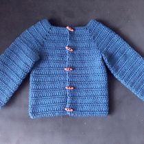 Mi Proyecto del curso:  Top-down: prendas a crochet de una sola pieza. Un progetto di Fashion design, Fiber Art, DIY e Uncinetto di Gabriela González Ibaceta - 19.08.2021