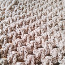 Mi Proyecto del curso: Macramé: crea prendas de ropa únicas. Design de acessórios, Artesanato, Tecido, Macramê, e Design têxtil projeto de Carmen Iglesias - 22.08.2021