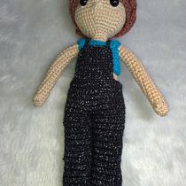 Meu projeto do curso: Amigurumi: design de roupa, cabelo e acessórios. Un progetto di Artigianato, Design di giocattoli, Fiber Art, Uncinetto e Amigurumi di Ingrid Vieira - 23.08.2021