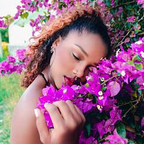 Mi Proyecto del curso: Retoque fotográfico de moda y belleza con Photoshop. Photograph, Photo Retouching, Fashion Photograph, Portrait Photograph, and Digital Photograph project by jhoanmartinez26 - 08.28.2021
