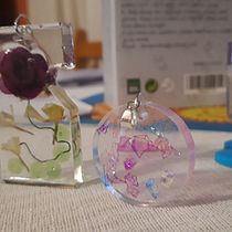 Mi Proyecto del curso: Diseño de joyería en resina. Design de acessórios, Artesanato, Design de joias, e DIY projeto de Carmen Gutiérrez - 28.08.2021