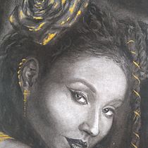 mulher dourada. Ilustração tradicional, Artes plásticas, Desenho, Desenho de retrato, Desenho realista, e Desenho artístico projeto de Edgar Oliveira Silva - 28.08.2021