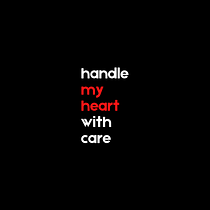 Handle with care - My project in Copywriting for Social Media course. Un progetto di Scrittura, Cop, writing, Social media e Comunicazione di Alessio Aversano - 04.08.2021