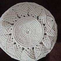 Mi Proyecto del curso: Técnicas de macramé circular. Een project van Craft,  Interieurdecoratie, Textiel y Macramé van Jenn Guaje - 30.08.2021