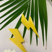 Mi Proyecto del curso: Diseño de joyería en resina. Un progetto di Design di accessori, Artigianato, Design di gioielli e DIY di Clara - 31.08.2021