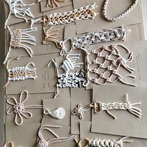 My project in Macramé Knots: Create a Sample Collection course. Un progetto di Design di accessori, Artigianato, Fiber Art e Macramè di Renáta Kováčová - 31.08.2021