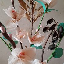Mi Proyecto del curso: Técnicas para la creación de flores de papel (Flores de Durazno, ももの花、Peach´s Flowers). Projekt z dziedziny Papercraft,  Dekoracja wnętrz i DIY użytkownika Silvia Rodriguez - 05.09.2021