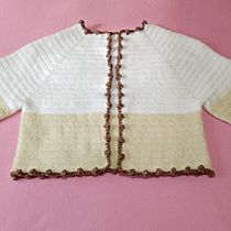 Mi Proyecto del curso:  Top-down: prendas a crochet de una sola pieza. Un progetto di Fashion design, DIY, Uncinetto e Fiber Art di Delia Izquierdo Illescas - 02.09.2021
