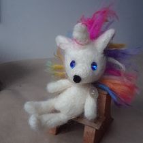 Mi Proyecto del curso: Needle felting: creación de personajes con lana y aguja. Artesanato, e Design de brinquedos projeto de Lorena Sánchez - 06.09.2021