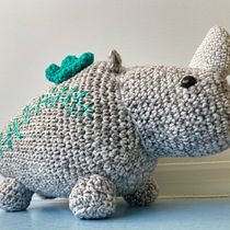 Mon projet du cours : Création et réalisation d’amigurumis. Arts, Crafts, To, Design, Fiber Arts, DIY, Crochet, and Amigurumi project by 30du12 - 09.08.2021