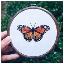 My project in Realistic Embroidery Techniques course. Traditional illustration, and Embroider project by Claudia Wang - 09.08.2021
