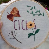 Projeto final Bordado em letras: Ciclos. Embroider project by Luciana Bottiglia - 09.08.2021