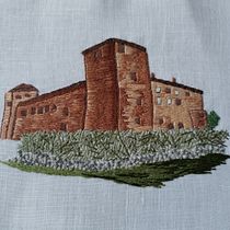 Il mio progetto del corso: Upcycling con il ricamo. Design de moda, Bordado, Costura, DIY, Upc, e cling projeto de laura palavera - 12.09.2021