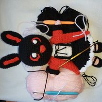 Mi Proyecto del curso: Amigurumi: diseño de ropa, pelo y complementos. Un progetto di Artigianato, Design di giocattoli, Fiber Art, Uncinetto e Amigurumi di Thalía Elena González Salazar - 13.09.2021