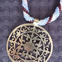 My project in Introduction to Jewelry Techniques with Metal course. Design de acessórios, Artesanato, e Design de joias projeto de Mona Alharbi - 15.09.2021