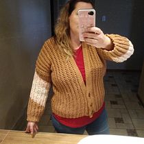 Mi campera Popelina. Fiber Arts, DIY, and Crochet project by Jimena Colomer Mopty - 09.17.2021